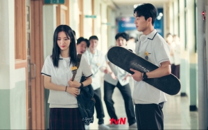 Bukan Bona WJSN, Choi Hyun Wook Ramai Dijodohkan dengan Sosok Ini di 'Twenty-Five, Twenty-One'