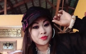 Penghasilan Sebulan Capai Rp500 Juta, Intip 8 Gaya Endorse Tante Lala Yang Mengocok Perut