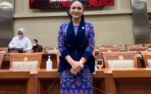  Krisdayanti Bahas Penyerapan Tenaga Kesehatan Indonesia di Luar Negeri
