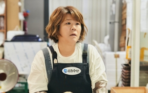 Lee Jung Eun Siap Tampilkan Sisi Baru sebagai Pemilik Toko Ikan di 'Our Blues', Begini Potretnya