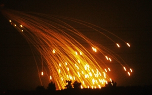 Begini Cara Menangani Serangan Bom Fosfor Putih yang Diduga Digunakan Rusia