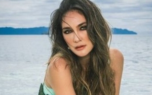   Luna Maya Tanya Cara Ungkapkan Perasaan ke Orang Tanpa Berbicara Langsung