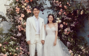 Begini Lucunya Ekspresi Hyun Bin Lihat Sang Istri Lempar Buket Bunga yang Ditangkap Gong Hyo Jin