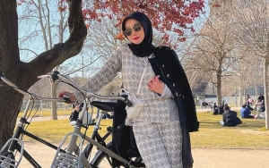 Marissya Icha 'Rasakan' Kehadiran Vanessa Angel Kala Ziarah Lewat Tanda Ini