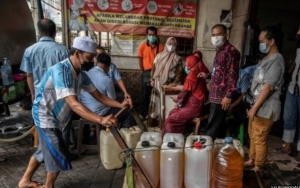 Kapolri Beber Upaya Pemerintah Atasi Minyak Goreng Curah yang Belum Merata, Beri BLT Migor