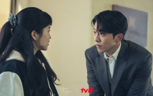 Harus 'Bohong', Kim Tae Ri Beber Keluarga Yakin Nikahi Nam Joo Hyuk di 'Twenty-Five, Twenty-One'