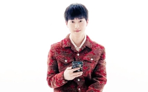 Begini Jalan Pintas Suho EXO Tunjukkan Gaya Berpakaian Paling Favorit Saat di Bandara