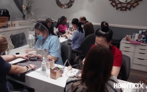 Trailer 'Not So Pretty' Ungkap Hal Mengerikan Tak Terduga di Balik Industri Kecantikan
