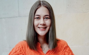 Paula Verhoeven Tampil Cantik Berkerudung, Postingannya Malah Tuai Kritik Gegara Ucapan Puasa