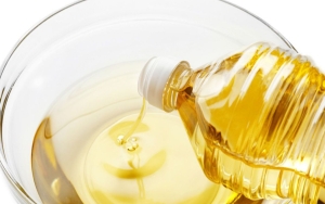 Pemkab Mamuju Jual Minyak Goreng Murah Rp14 Ribu Per Liter, Berikut Syaratnya