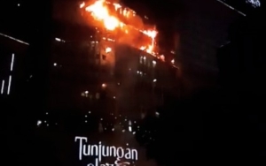 Kebakaran di Tunjungan Plaza 5 Sudah Padam, Polisi Sebut Tak Ada Korban Jiwa