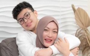 Beranjak Remaja, Angelina Sondakh Nyesek Keanu Belum Paham Cara Salat yang Benar