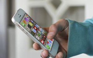 Anak-anak di Jepang Makin Pintar Gunakan Smartphone Jauh Lebih Awal dari yang Seharusnya?