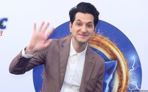 Ben Schwartz Tinggalkan Boneka Sonic di Airport, Khawatir Dibuang ke Sampah Oleh Petugas