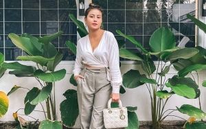 Awkarin Ogah Dikomentari Saat Umbar Foto Rayakan Hari Kartini, Masih Sakit Hati Batal Nikah?