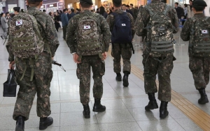 Hukuman Untuk 2 Tentara Korea Selatan yang Lakukan Hubungan Homoseksual Akhirnya Dibatalkan