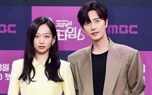 Park Hae Jin Buka-Bukaan Soal Hubungan Mesranya dengan Jin Ki Joo di Lokasi 'From Now Showtime!'
