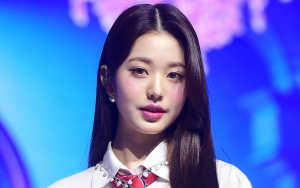 Sikap Jang Won Young Saat Tak Sengaja Diabaikan Member IVE Curi Perhatian Netizen