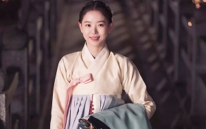 Penampilan Kang Han Na dalam Balutan Hanbok di Drama Sejarah 'Bloody Heart' Mendadak Disorot