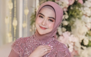 Ria Ricis Trauma Jalan Jauh Ke Lokasi yang Tak Ada Sinyal, Kenang Momen Pilu Saat Ayah Meninggal