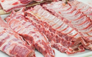 Daging Sapi Buatan Berbasis Mikroba Bisa Bantu Selamatkan Hutan, Pangkas CO2?