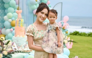 Shandy Aulia Ikut Peringati Hari Ibu, Wajah di Foto Jadul Bikin Salfok Disebut Mirip Claire