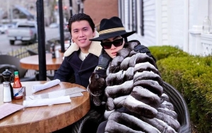 Reino Barack Buktikan Mampu Bahagiakan Syahrini Lewat Cara Ini Usai Dibandingkan dengan Sandra Dewi?