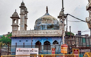 Pengadilan India Batasi Pertemuan Muslim di Masjid Usai Berhala Ditemukan di Tempat Ibadah