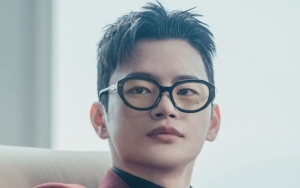 8 Potret Seo In Guk Humoris Abis, Siap Comeback Jadi Dukun Ganteng Namun Licik Di 'Minamdang'