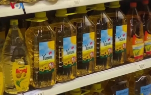 Dapat Jatah 1-2 Liter Per Hari, 40 Juta Warga Miskin Bisa Beli Minyak Goreng Rp 14 Ribu