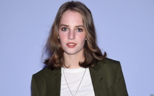 Maya Hawke Gabung Uma Thurman Sang Ibu di 'The Kill Room' Bareng Samuel L. Jackson