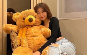 Livy Renata Salting Saat Dipeluk Prince dari Belakang, Posisi Tangan Malah Bikin Salfok