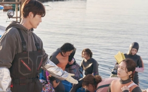 Interaksi Manis Kim Woo Bin Bersama Kembaran Han Ji Min yang Derita Down Syndrome di 'Our Blues'