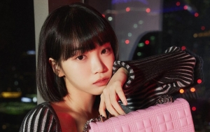 Bikin Pangling, Aura Kim Chaewon LE SSERAFIM di Pemotretan Bareng W Korea Disorot