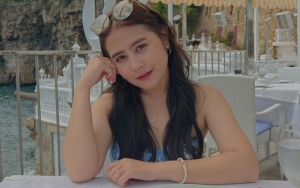 Prilly Latuconsina Bikin Iri Usai Pamer Dinner Bareng Pemain Sepak Bola Tampan Ini