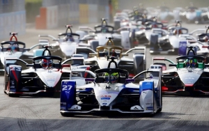 Penjelasan Panitia dan Jakpro Usai Atap Tribun Formula E Roboh Diterjang Angin