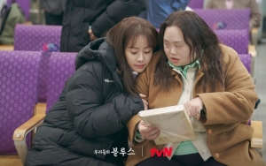 Han Ji Min dan Kembaran Ribut di Depan Kim Woo Bin Bikin Tim Produksi 'Our Blues' Terkejut, Ada Apa?