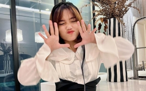 Heboh Bocah Perempuan Mirip Fuji Jadi Viral, Plek Ketiplek Banget Sampai Netizen Serukan Tes DNA