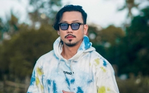 Denny Sumargo Bereaksi Usai Podcastnya Dianggap Buat Orang Celaka, Sukses Bikin Kicep?