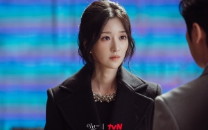 Dibuka Adegan Panas Seo Ye Ji, 'Eve' Bakal 'Gagal' Seperti Drama Song Hye Kyo?