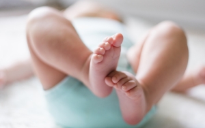Mayat Bayi Ditemukan Dalam Kotak Makan di Makassar, Sang Ibu Kini Diburu Polisi