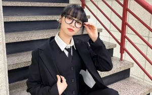 Kim Chaewon LE SSERAFIM Tunjukkan Penampilan Mengejutkan dengan Wajah No Makeup 