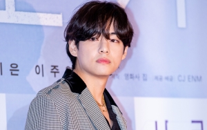 Bucin Abis, Reporter Puji Visual V BTS di Premiere 'Broker' Pakai Kata-Kata Lebay