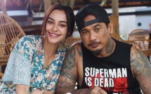 Nora Alexandra Kenang Momen Saat Tidur Bareng Jerinx SID Di Rumah Sakit