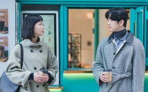 Perhatian Manis Jinyoung GOT7 Buat Kim Go Eun Berdebar di 'Yumi's Cells 2'