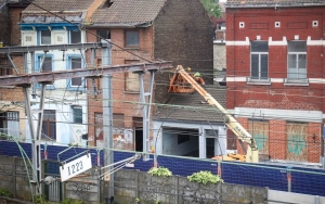 Penghancuran Rumah Milik Pembunuh Berantai Dutroux 'House of Horror' di Belgia Dimulai