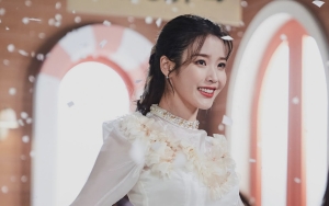 IU Jadi Bahasan Gara-gara Akui Gampang Nyanyikan Lagunya yang Terkenal Sulit Ini