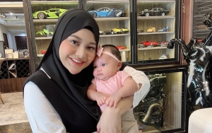 Aurel Hermansyah Tuai Peringatan Usai Ajak Ameena Joget Pakai Gendongan Kekinian, Apa yang Salah?
