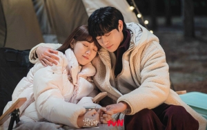 Bak Mendadak Ganti Genre, Lee Sung Kyung Frustasi ke Kim Young Dae di Teaser 'Shooting Stars'