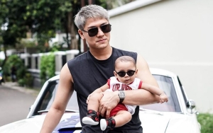 Rizky Billar Ajak Sang Putra Bercanda, Tawa Renyah Baby L Bikin Candu